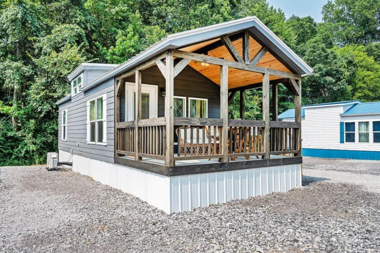 5 Cozy Casita Lux Tiny House, Firepit, 5 Mins To Downtown ガンターズビル エクステリア 写真
