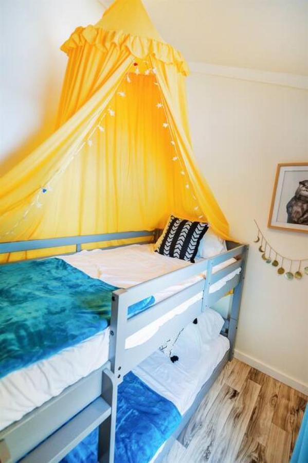 5 Cozy Casita Lux Tiny House, Firepit, 5 Mins To Downtown ガンターズビル エクステリア 写真