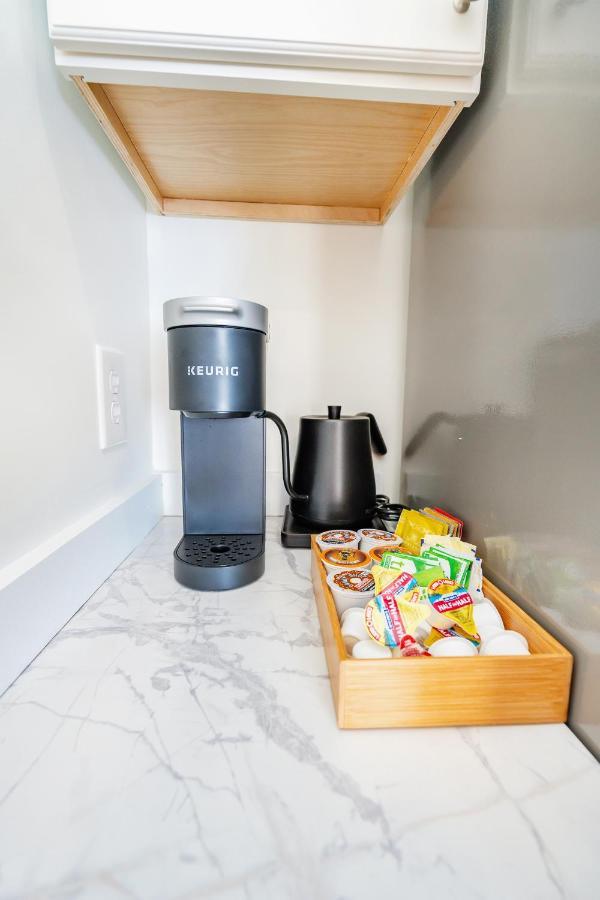 5 Cozy Casita Lux Tiny House, Firepit, 5 Mins To Downtown ガンターズビル エクステリア 写真